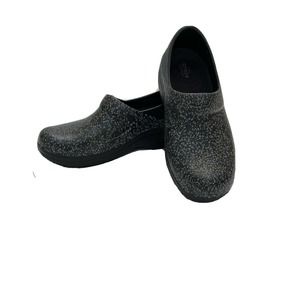 Crocs Neria Pro II Clog Dual Comfort Slip Resistant Shoes Women’s Size 9 W